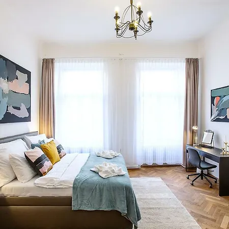 Apartment 5br 2bath Family 5mins To Wenceslas Square