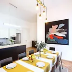 5br 2bath Family 5mins To Wenceslas Square *