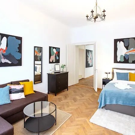 5br 2bath Family 5mins To Wenceslas Square Daire Prag